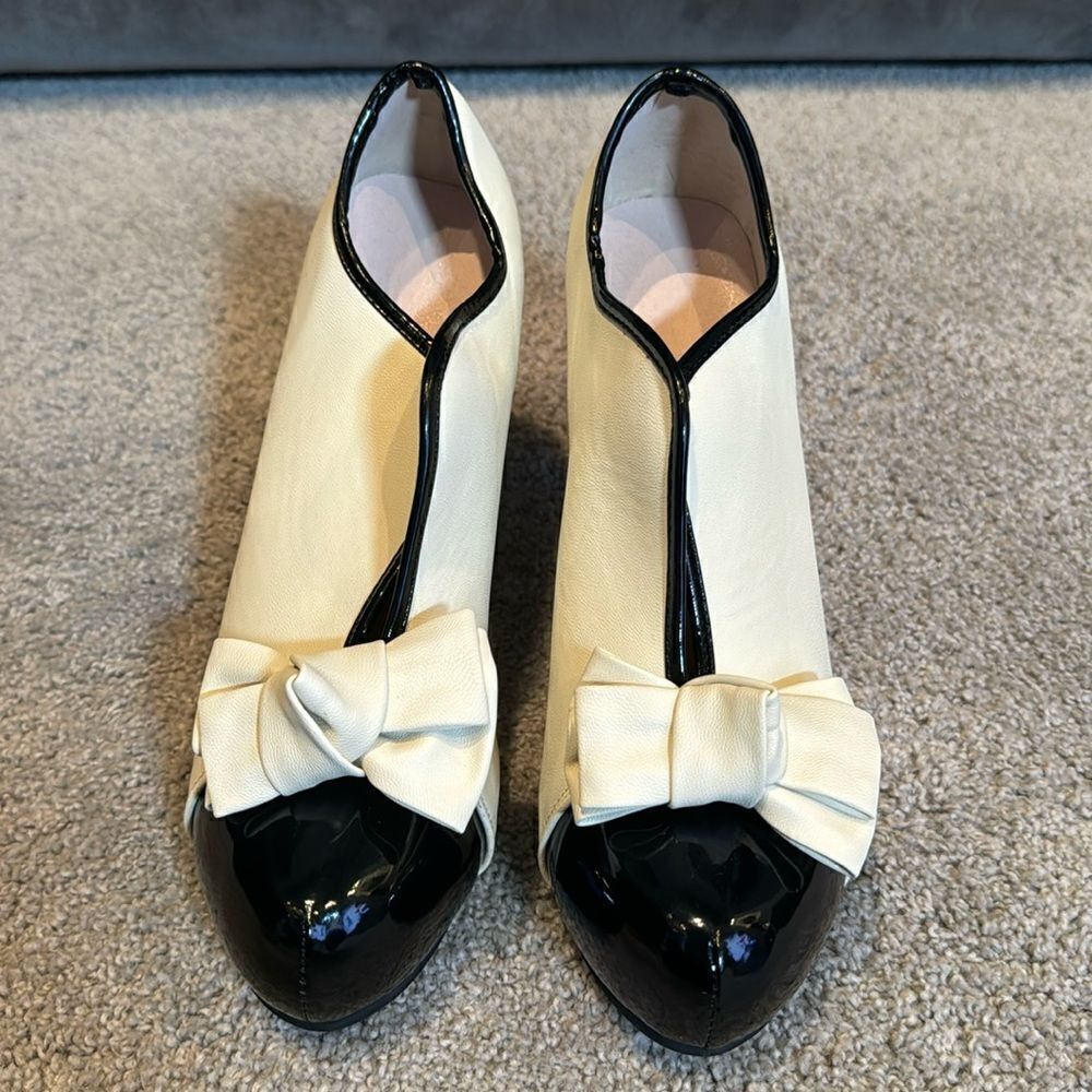Women’s Beige & Black High Heels Pumps Bow Design SlipOn Size 8.5/9 (41CN) *READ - Picture 3 of 12